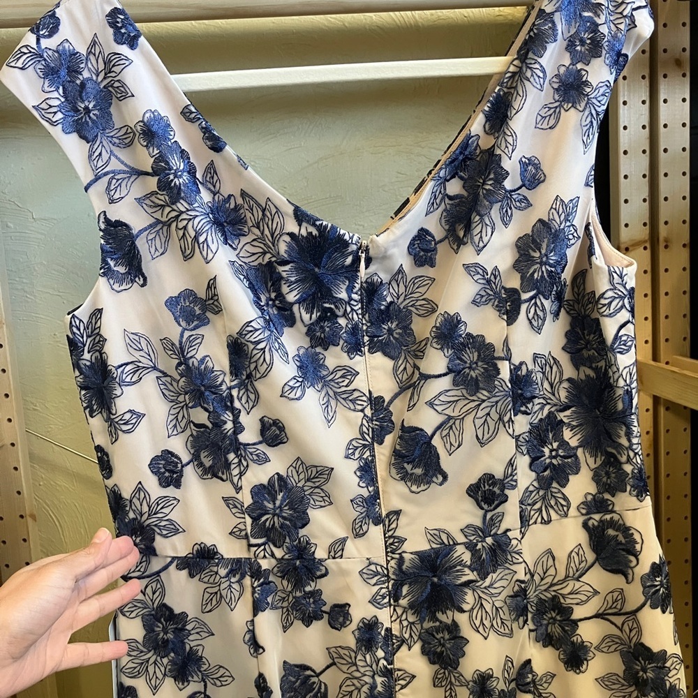 ✨ Gal Meets Glam “Rosemary” Dress – Size 16 – BNWT ✨ - Picture 3 of 7